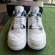 Load image into Gallery viewer, Jordan Columbia 4s Size 10
