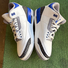 Load image into Gallery viewer, Jordan Racer Blue 3s Size 9
