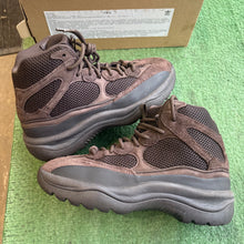 Load image into Gallery viewer, Adidas Yeezy Oil Desert Boots Size 9
