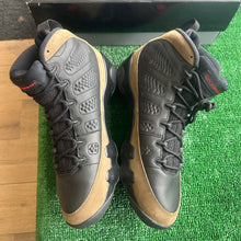 Load image into Gallery viewer, Jordan Olive 9s Size 12
