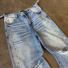 Load image into Gallery viewer, HMDD Jeans Size M (34)
