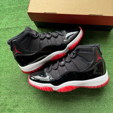Load image into Gallery viewer, Jordan Bred 11s Size 10.5
