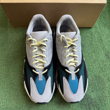 Load image into Gallery viewer, Yeezy Wave Runner 700s Size 13
