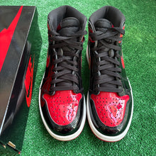Load image into Gallery viewer, Jordan Patent Bred 1s Size 9
