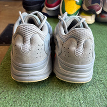 Load image into Gallery viewer, Adidas Yeezy Inertia 700s Size 12
