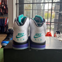 Load image into Gallery viewer, Jordan Grape 5s Size 12
