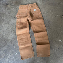 Load image into Gallery viewer, Vintage Carhartt Pants Size 30 x 32
