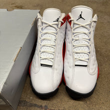 Load image into Gallery viewer, Jordan OG Chicago 13s Size 9
