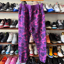 Load image into Gallery viewer, Bape Sweatpants Size M
