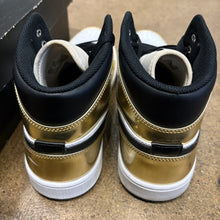 Load image into Gallery viewer, Jordan Metallic Gold Mid 1s Size 12
