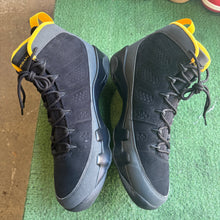 Load image into Gallery viewer, Jordan Charcoal Gold 9s Size 13

