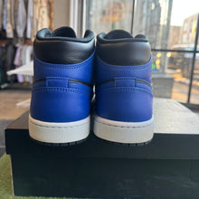 Load image into Gallery viewer, Jordan Hyper Royal Mid 1s Size 10.5
