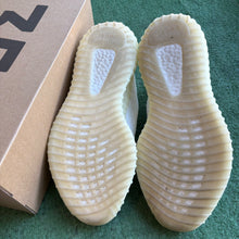 Load image into Gallery viewer, Yeezy Triple White 350 V2s Size 11
