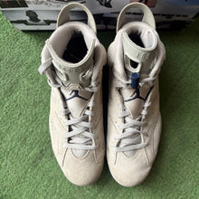 Load image into Gallery viewer, Jordan Georgetown 6s Size 10

