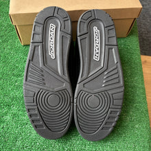 Load image into Gallery viewer, Jordan Black Cat 3s Size 11
