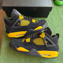 Load image into Gallery viewer, Jordan Yellow Thunder 4s Size 10.5

