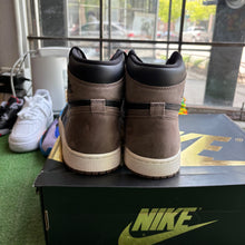 Load image into Gallery viewer, Jordan Palomino 1s Size 9.5
