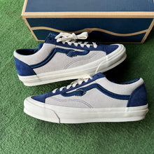 Load image into Gallery viewer, Vans Notre OG Style 36 LXs Size 10

