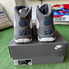 Load image into Gallery viewer, Jordan Flint 9s Size 10
