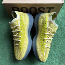Load image into Gallery viewer, Yeezy Hylte 380s Size 11
