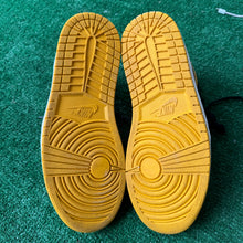 Load image into Gallery viewer, Jordan Ochre 1s Size 10
