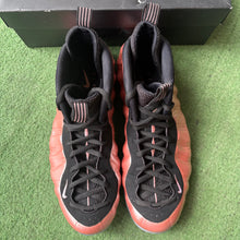 Load image into Gallery viewer, Nike Rust Pink Foamposites Size 13
