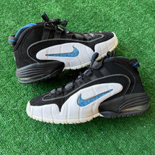 Load image into Gallery viewer, Nike Orlando Air Max Penny 1s Size 9.5
