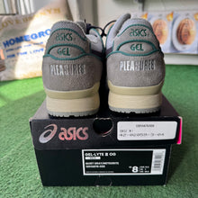 Load image into Gallery viewer, ASICS Pleasures Gel-Lyte IIIs Size 8
