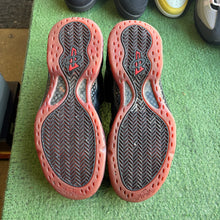 Load image into Gallery viewer, Nike Cough Drop Foamposites Size 11
