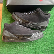 Load image into Gallery viewer, Jordan Black Cat 3s Size 10.5
