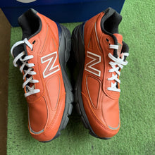 Load image into Gallery viewer, New Balance MiUSA Teddy Santis Mahogany 990v4s Size 8.5
