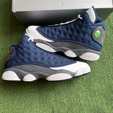 Load image into Gallery viewer, Jordan Flint 13s Size 8
