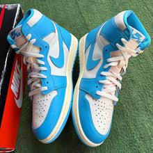 Load image into Gallery viewer, Jordan Reimagined UNC 1s Size 11
