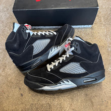 Load image into Gallery viewer, Jordan Reimagined Metallic 5s Size 10.5
