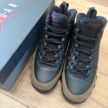 Load image into Gallery viewer, Jordan Olive 9s Size 5Y
