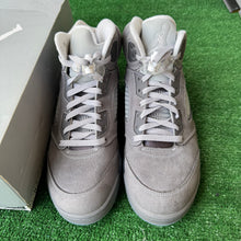 Load image into Gallery viewer, Jordan Wolf Grey 5s Size 10.5
