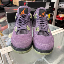 Load image into Gallery viewer, Jordan Canyon Purple 4s Size 10W/8.5M
