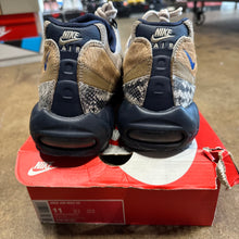 Load image into Gallery viewer, Nike Air Max Snakeskin Newsprint 95s Size 11
