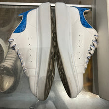 Load image into Gallery viewer, Alexander McQueen Oversized Size 43.5
