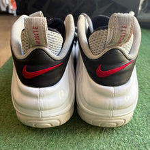 Load image into Gallery viewer, Nike White Black University Red Foamposites Pros Size 13
