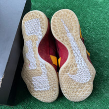 Load image into Gallery viewer, Nike ID LeBron The Land Zoom Soldier 11s Size 8
