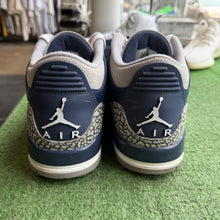 Load image into Gallery viewer, Jordan Georgetown 3s Size 11
