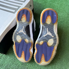 Load image into Gallery viewer, Jordan Concord 11s Size 8.5
