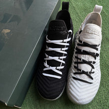 Load image into Gallery viewer, Nike LeBron Equality Home 16s Size 9
