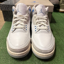 Load image into Gallery viewer, Jordan Lucky Shorts 3s Size 12
