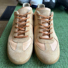 Load image into Gallery viewer, Maison Margiela GATs Size 44
