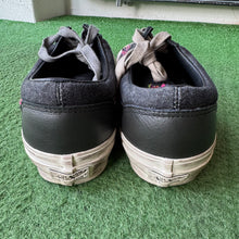 Load image into Gallery viewer, Vans Souvenir Black Old Skool 36s Size 10
