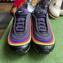 Load image into Gallery viewer, Nike Air Max 97 Size 14
