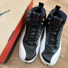 Load image into Gallery viewer, Jordan Playoff 12s Size 9.5
