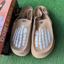 Load image into Gallery viewer, Octavious Mark Slides Size 13/14
